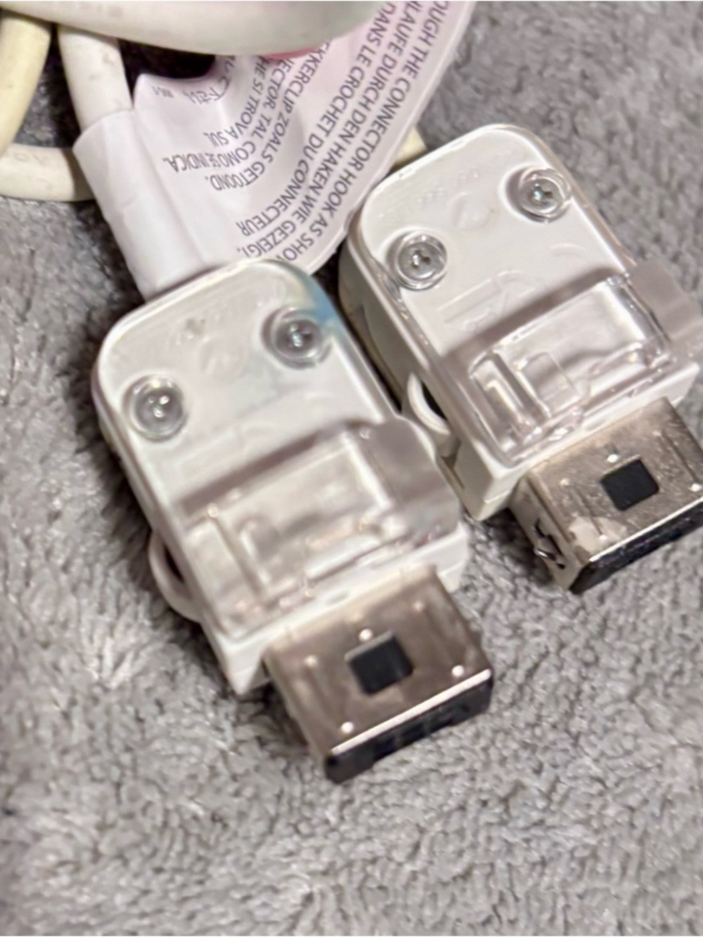 Wii Nun Chuck Controllers - Picture 3 of 3